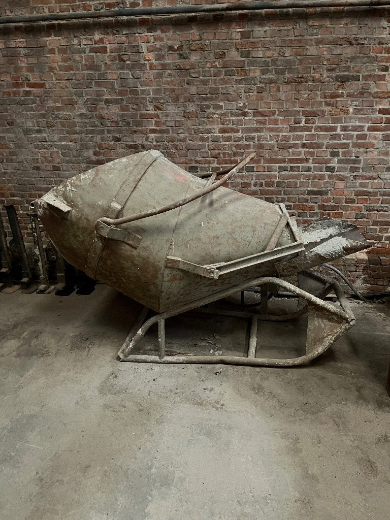 Betonkubel, Ophalen