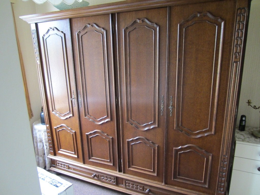 kleerkast slaapkamer, Ophalen