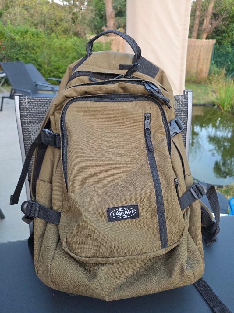 Sac a dos Eastpak, Enlèvement