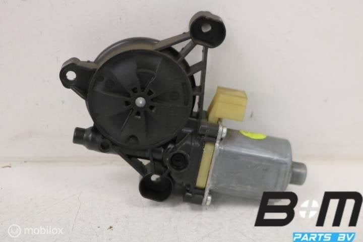 Raammotor rechtsvoor Audi A3 8V 3drs 5Q0959801B, Utilisé
