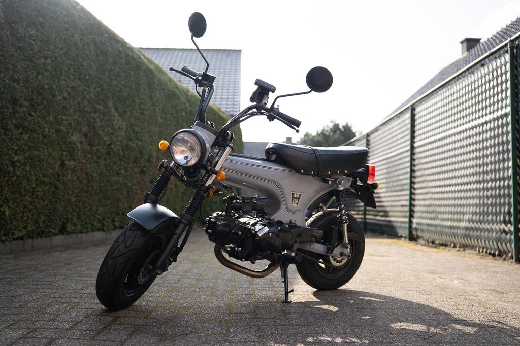Bluroc Dax 50cc, Fietsen en Brommers, Ophalen, Benzine, 50 cc, Klasse B (45 km/u)
