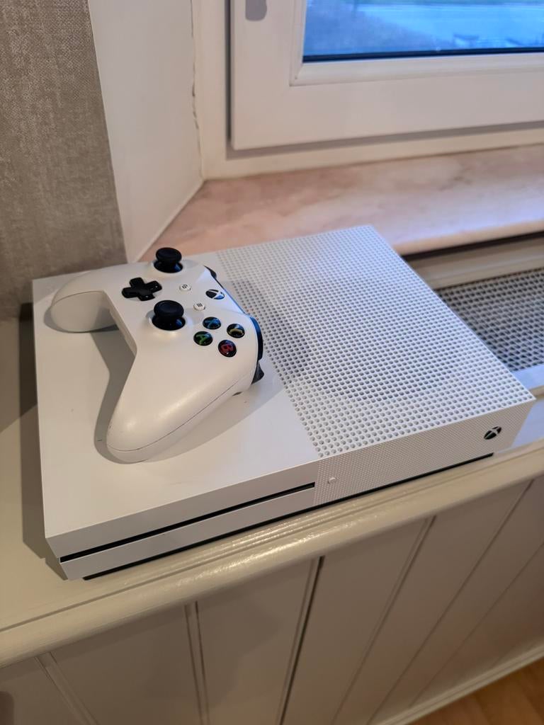 X box one s, Games en Spelcomputers, Ophalen, Zo goed als nieuw