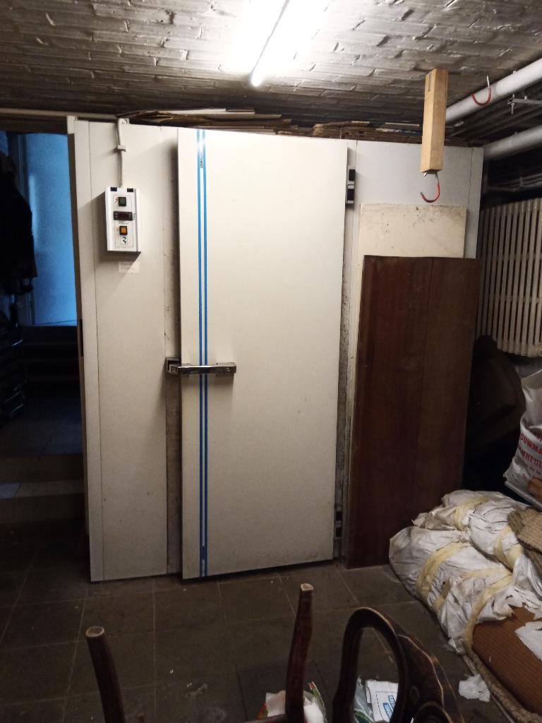 Chambre frigo Minibox (Lxpxh: 180x90x200 mm), Ophalen, Gebruikt, Koelen en Vriezen