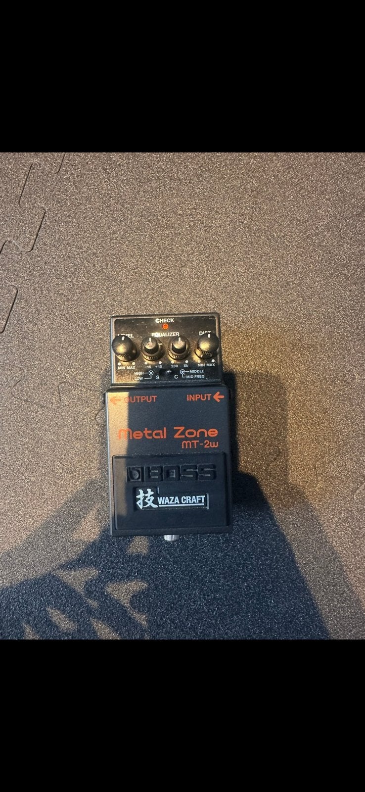 Boss metal zone, Enlèvement, Utilisé