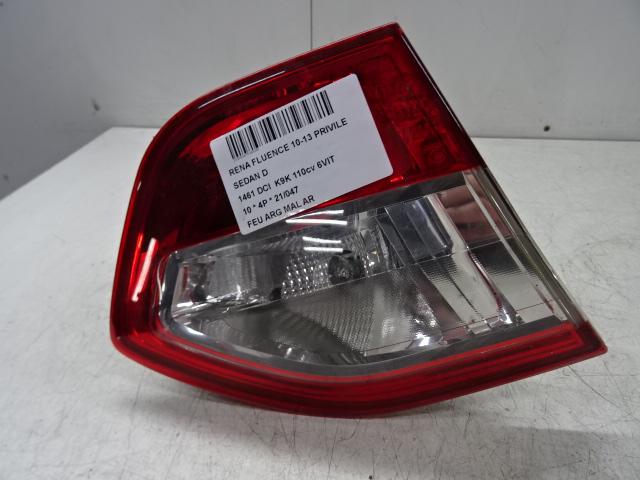 PANNEAU ARRIÈRE GAUCHE AVEC LAMPE Renault Fluence (LZ), Autos : Pièces & Accessoires, Éclairage, Renault, Utilisé