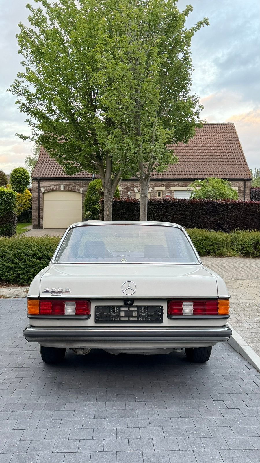 Mercedes W123 200D - Oldtimer, Auto's, Particulier, Handgeschakeld, Te koop