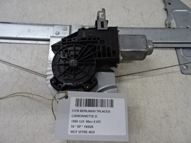 MOTEUR LEVE VITRE ELECTRIQUE AVANT DROIT Citroën, Autos : Pièces & Accessoires, Citroën, Kontakt-citroen@citroen.com, Utilisé