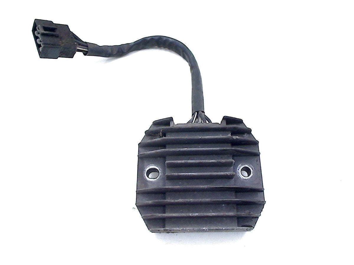 REGULATEUR DE TENSION Kawasaki (210661099), Motos, Dhr. S. di Majo, Utilisé, Info@cama-motorparts.nl, P.J. Troelstraweg 8 8
3144 CX  MAASSLUIS, NL