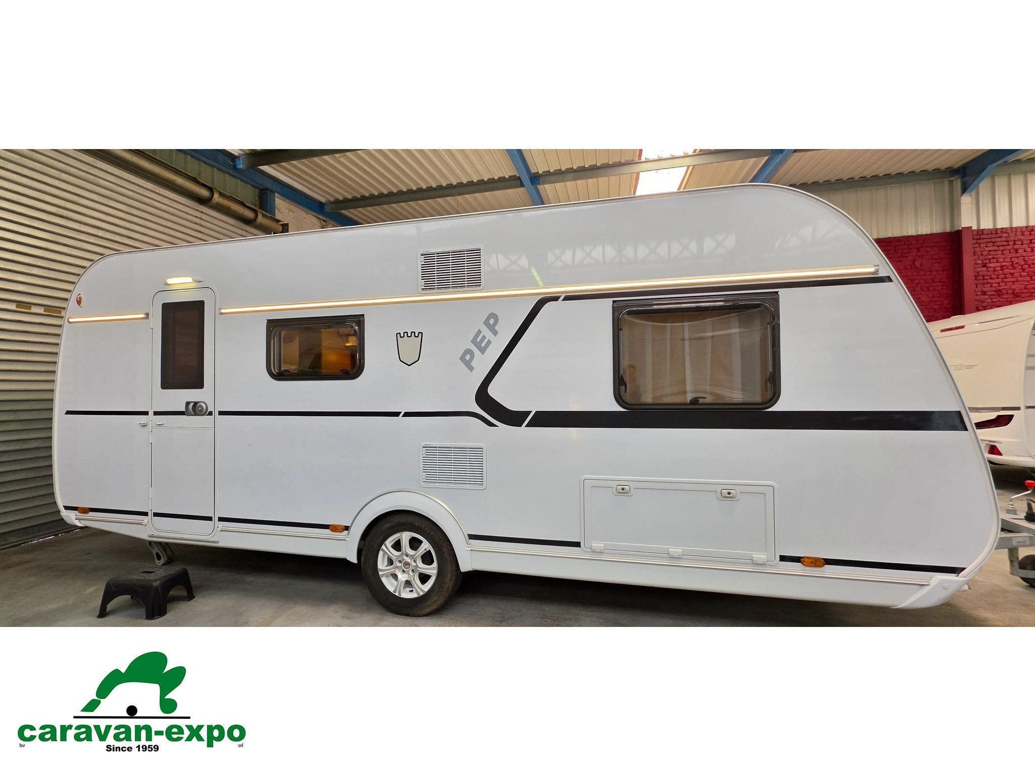 TABBERT PEP 550 DM 2.3, Tabbert, Bedrijf, 6 tot 7 meter, Tot en met 6