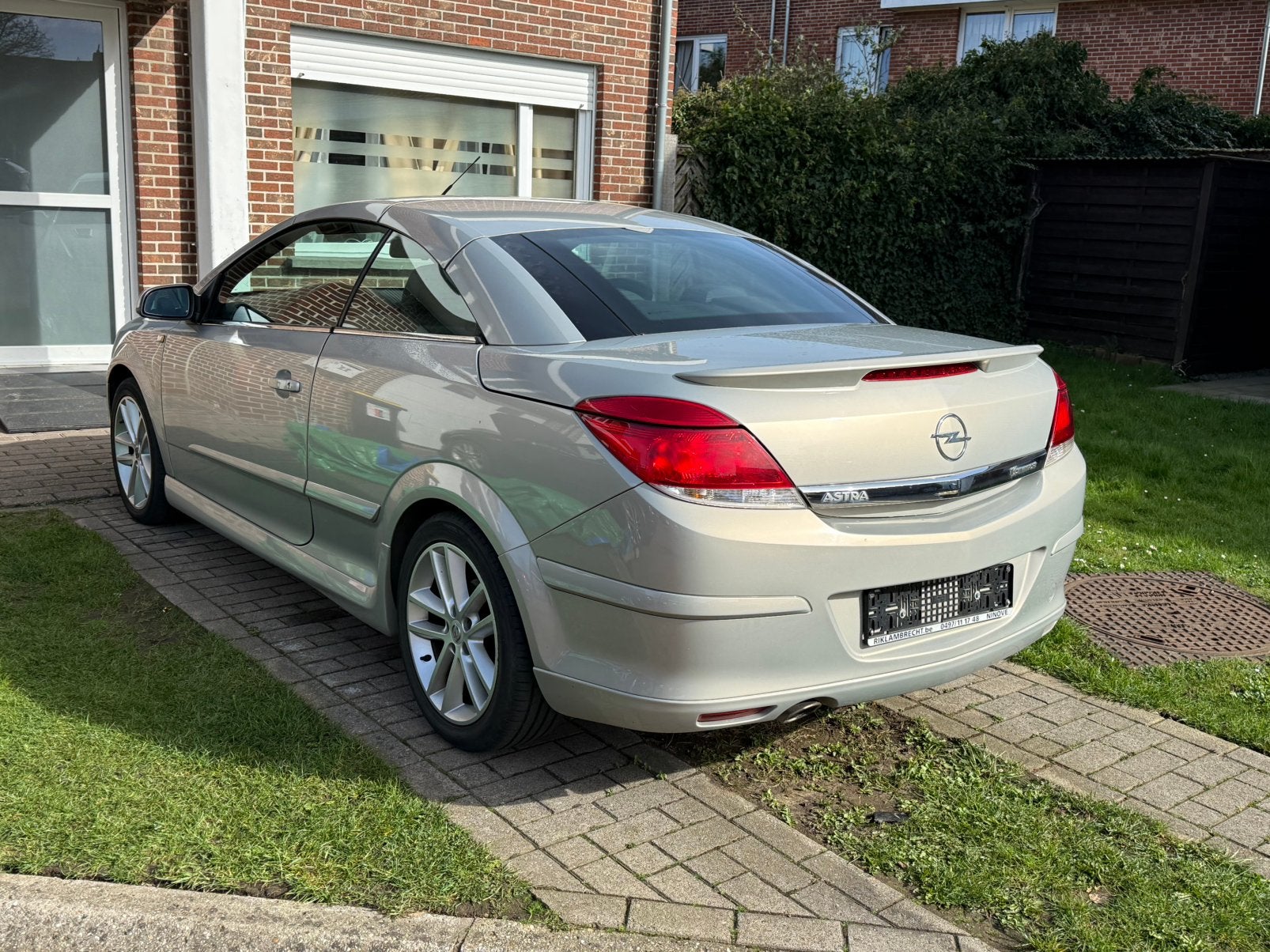 Opel Astra 1.6 benzine Cabrio, Autos, Cuir, Argent ou Gris, Achat, Entreprise