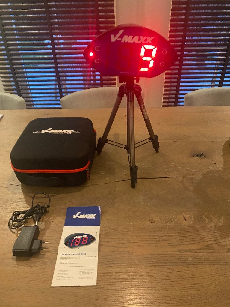 V-MAXX sportradar snelheidsmeter voetbal/atletiek + statief, Ophalen of Verzenden, Zo goed als nieuw