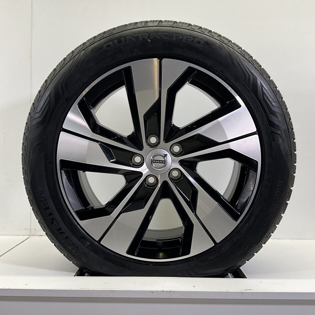 VOLVO V60 CROSS COUNTRY VELGEN SET WINTERBANDEN 18 INCH *, Auto-onderdelen, 18 inch, Gebruikt, -, -