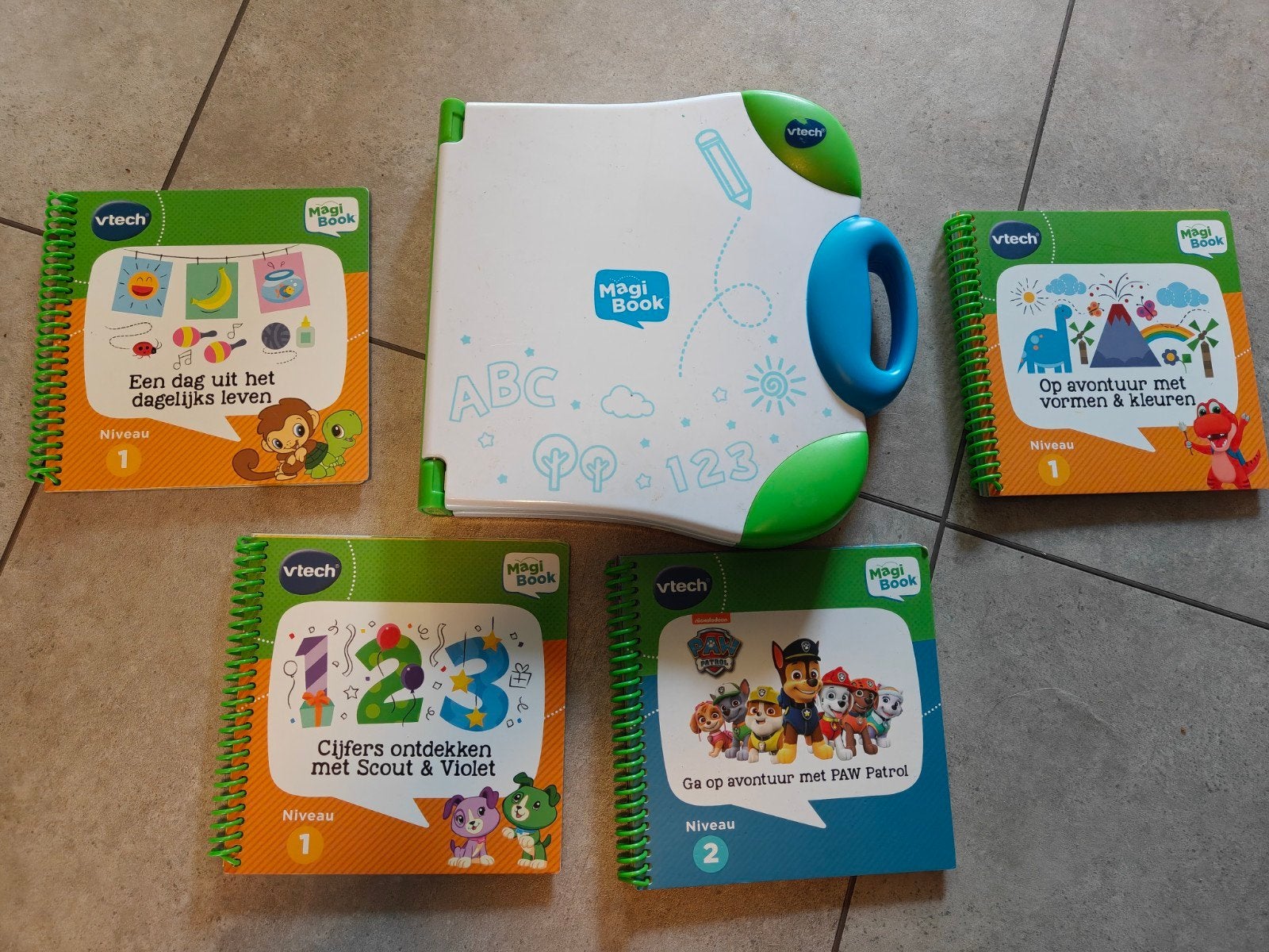 Vtech magibook incl. 4 boeken, Ophalen, Zo goed als nieuw