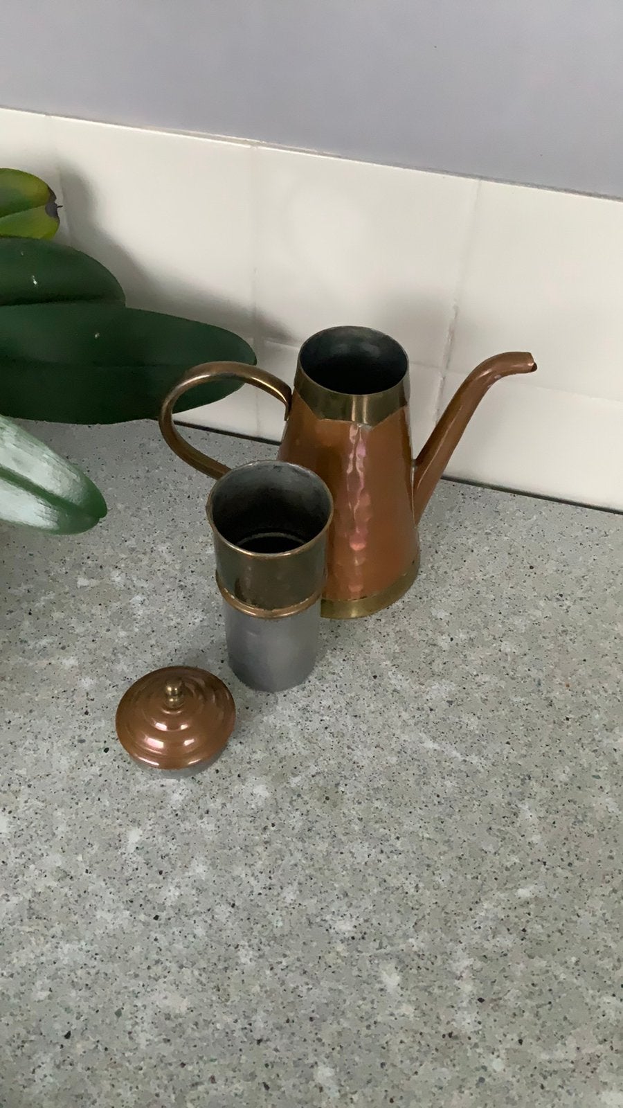 Cafetière vintage avec filtre, Antiquités & Art, Antiquités | Bronze & Cuivre, Enlèvement