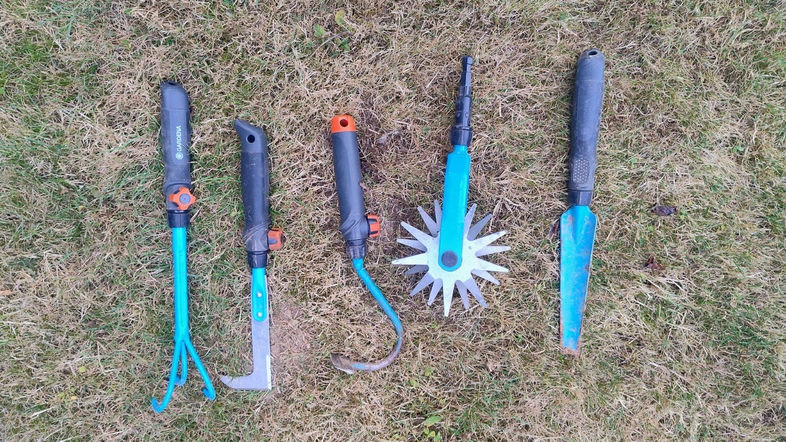 tuingereedschap, Ophalen