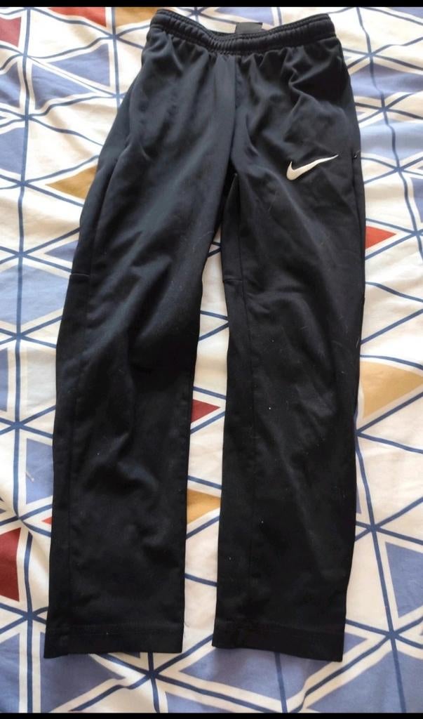 8 jaar oude broek, Ophalen of Verzenden, Broek