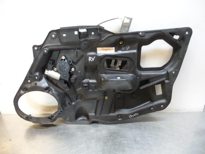 Mécanique vitre 4portes avant droite d'un Mazda 6 (6 02-), -, Mazda, Utilisé, -