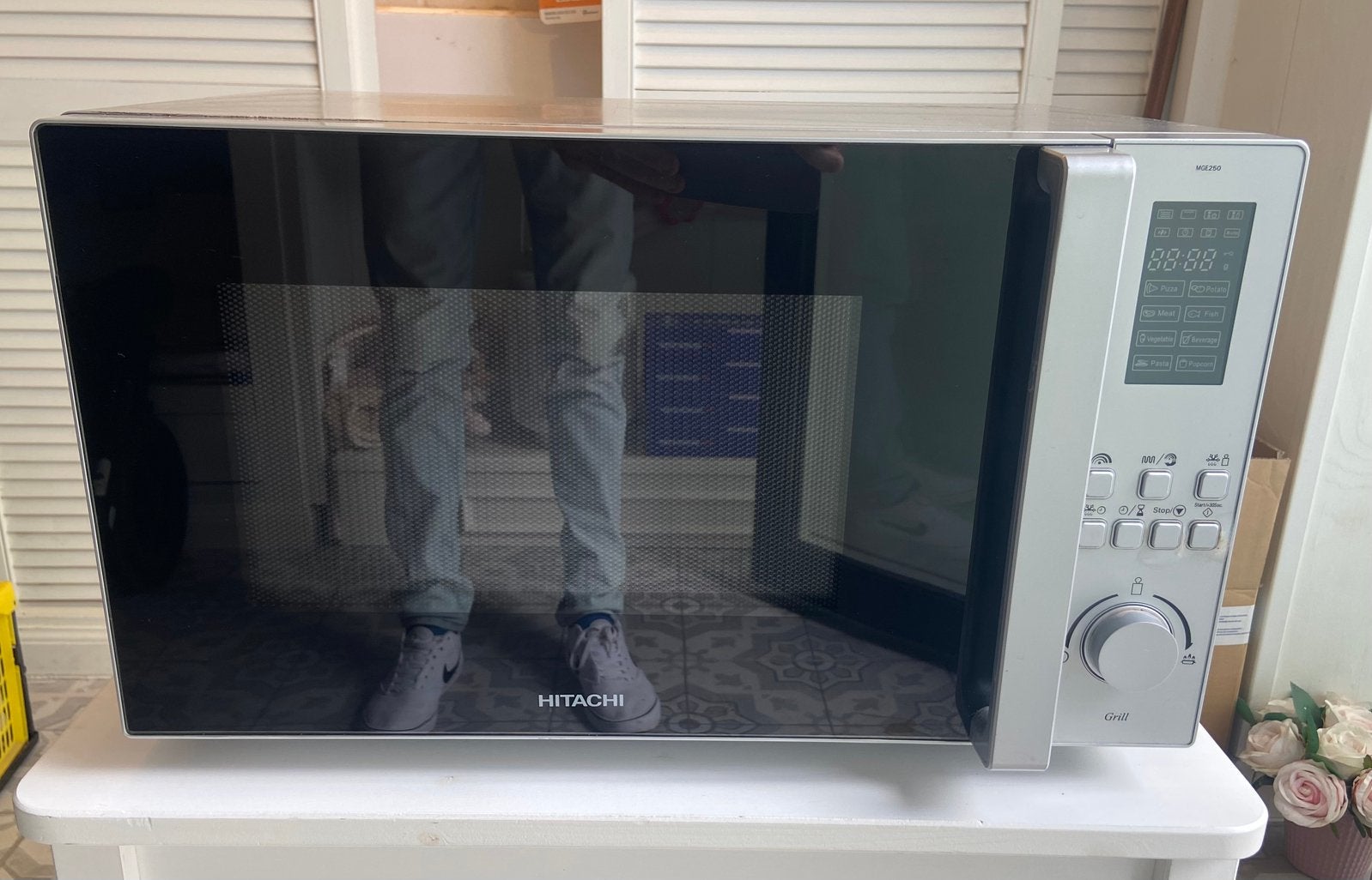 Combi microgolfoven hitachi, Ophalen, Zo goed als nieuw, Microgolfoven