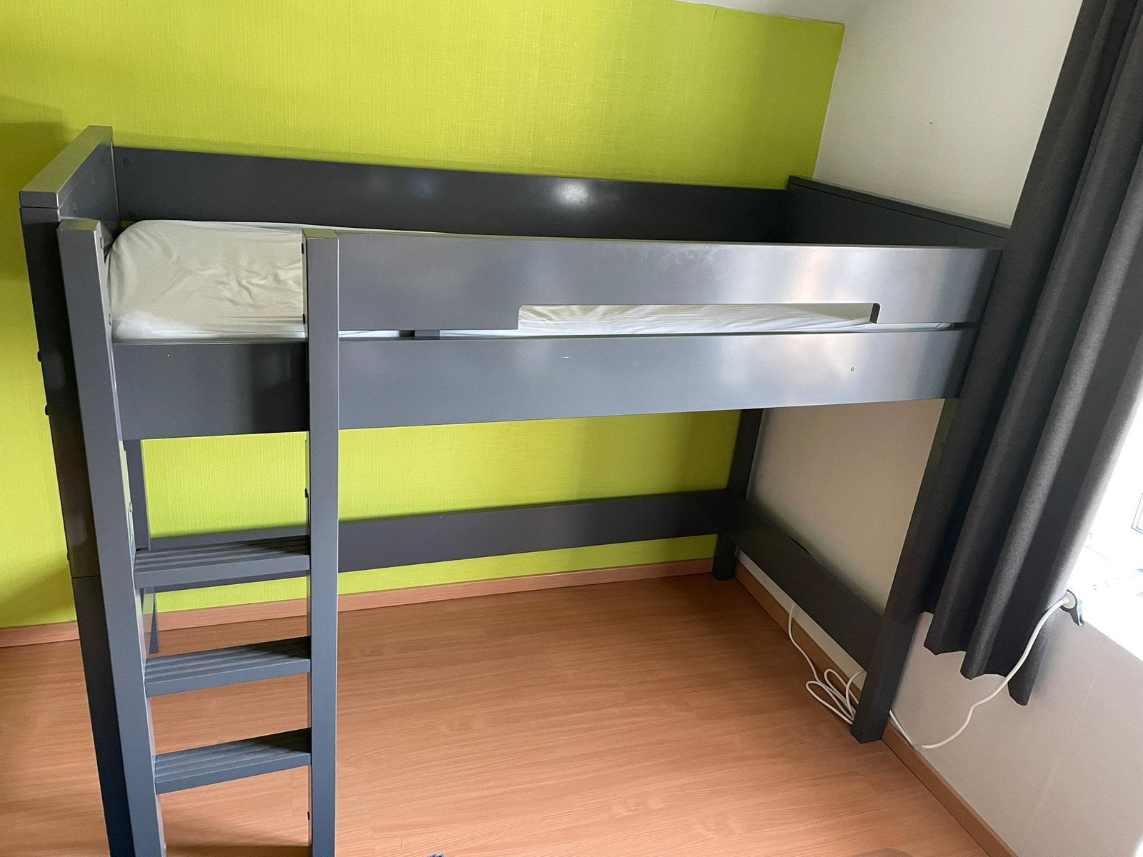 Hoogslaper ‘Bopita’ met matras, Huis en Inrichting, Ophalen, Zo goed als nieuw, Hoogslaper
