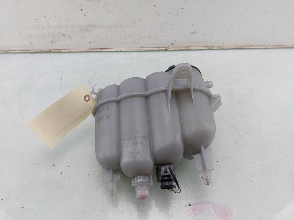 EXPANSIERESERVOIR A5 Sportback (F5A / F5F) (|8W0121405L|), Gebruikt, Audi