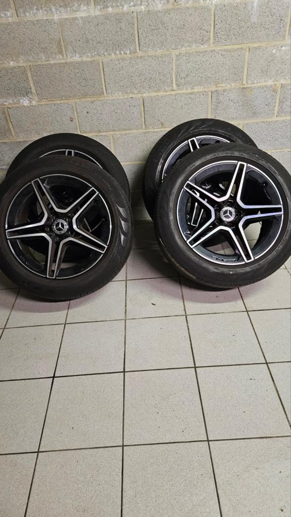 Pneu +jantes AMG, Enlèvement