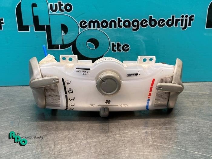 Panneau de commandes chauffage d'un Citroen C1 (C1 05-), -, 3 mois de garantie, Utilisé, -