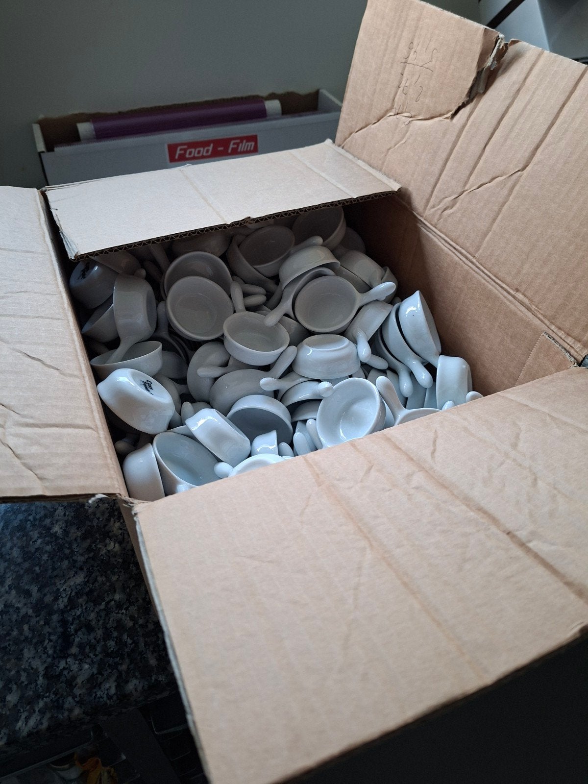 kleine steen steelpan voor een hapje heel veel, Diversen, Ophalen