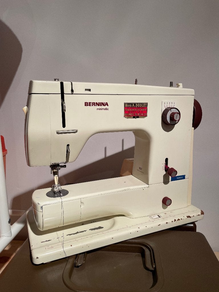 Bernina naaimachine mechanisch - minimatic 807, Enlèvement, Machine à coudre, Bernina