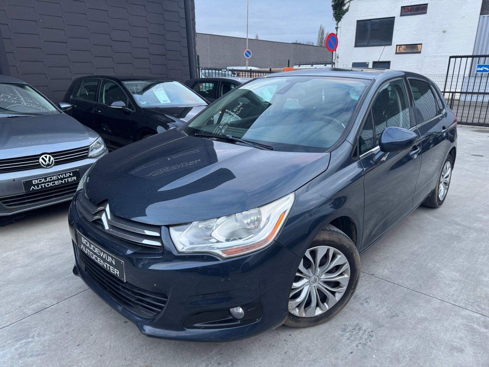 Citroën C4 1.4Benzine 158.xxxkm/Airco,Cruisecontrol, Auto's, Voorwielaandrijving, Stof, Zwart, Blauw