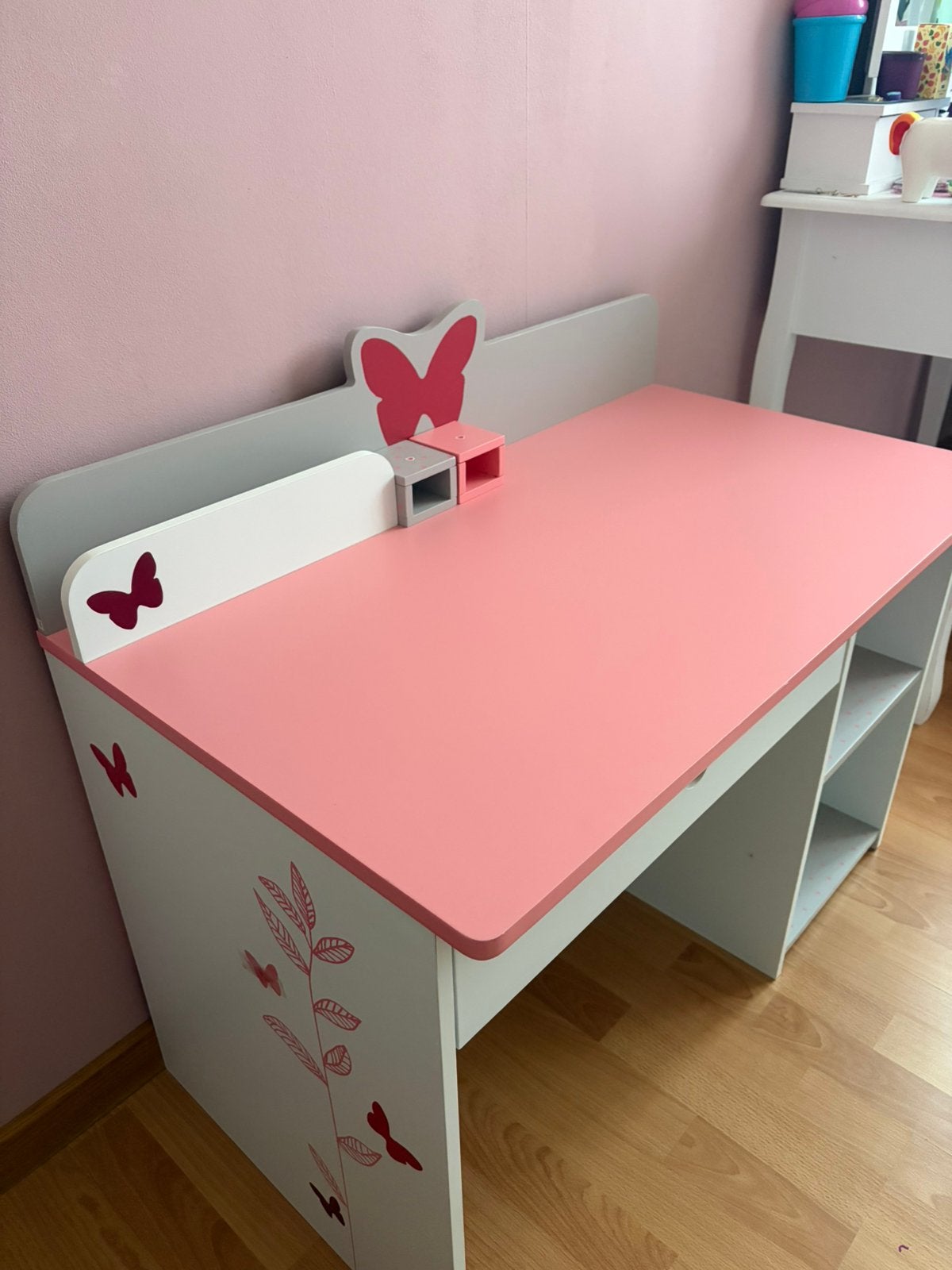 Kinderbureau (leeftijd 2-6 jaar), Kinderen en Baby's, Ophalen, Zo goed als nieuw