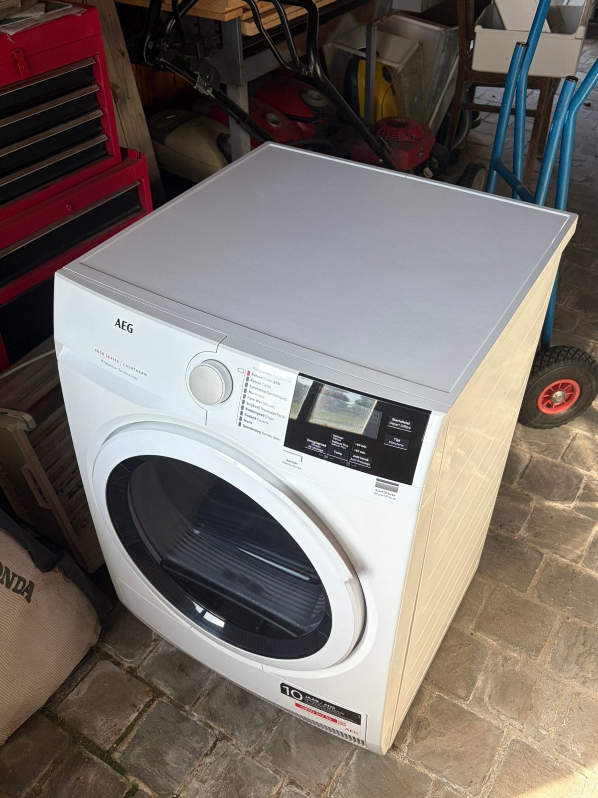 Sèche-linge AEG 8 kg très propre/comme neuf, Electroménager, 85 à 90 cm, Chargeur frontal, Enlèvement, À condensation