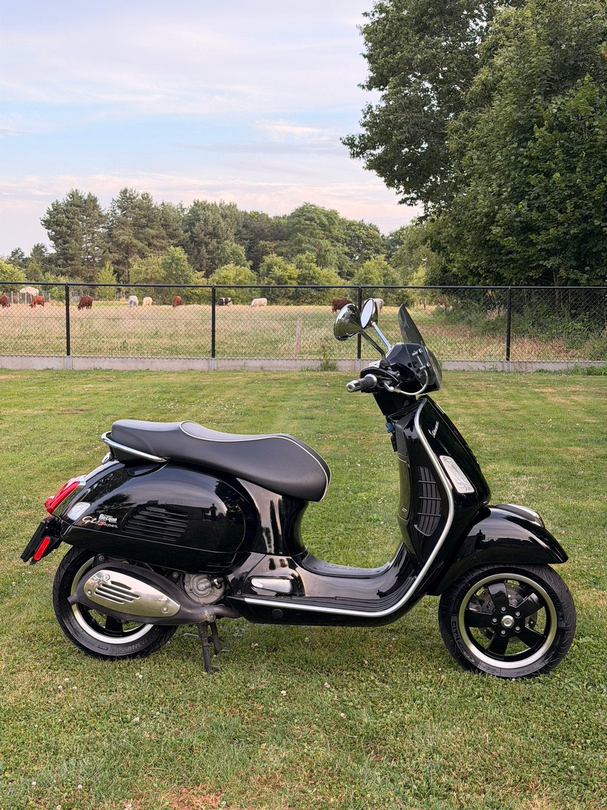Vespa GTS 300, Fietsen en Brommers, Scooters | Vespa, Ophalen, Gebruikt
