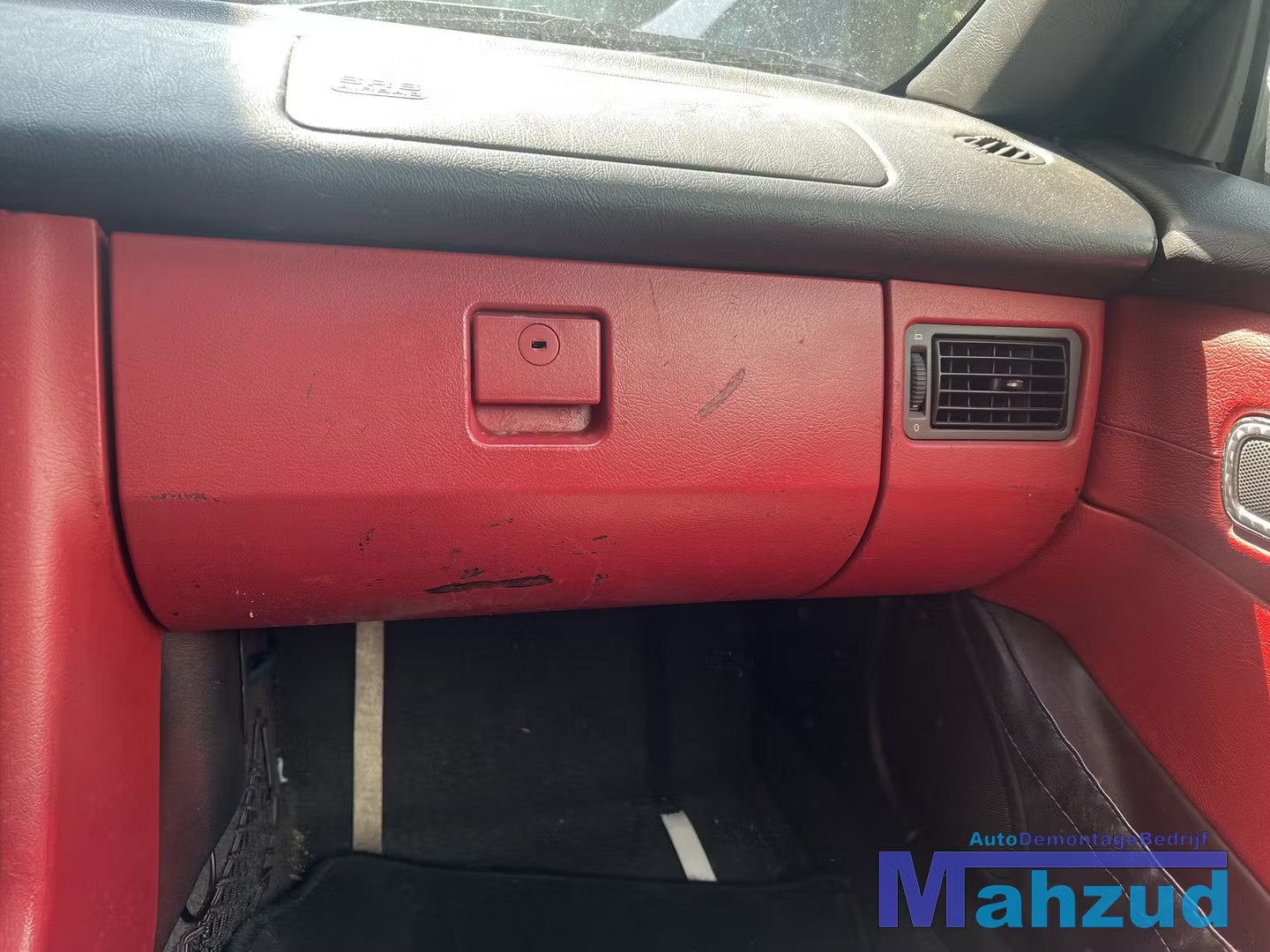 SLK R170 ROOD Dashboardkast dashboardkastje 1996-2004, Auto-onderdelen, Fabrikant BV, Gebruikt, Info@fabrikant.eu, Fabrikantstraat 1
1000 AA  Amsterdam, NL