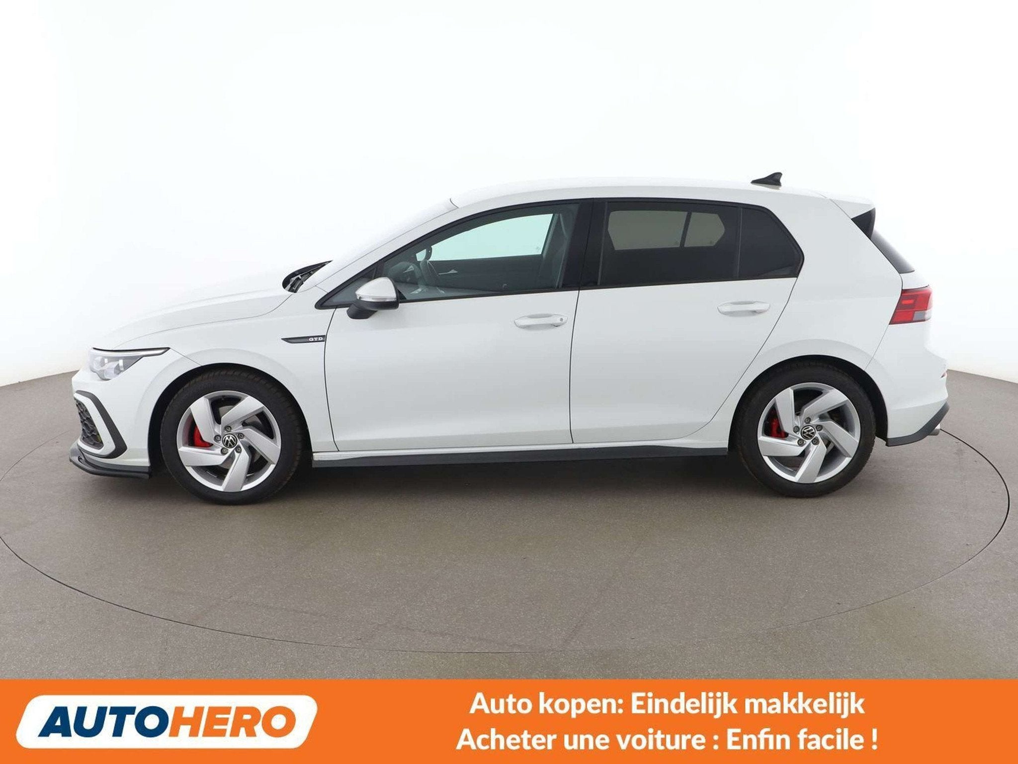 Volkswagen Golf 2.0 TDI GTD (bj 2023, automaat), Auto's, Stof, Gebruikt, 1465 kg, Wit