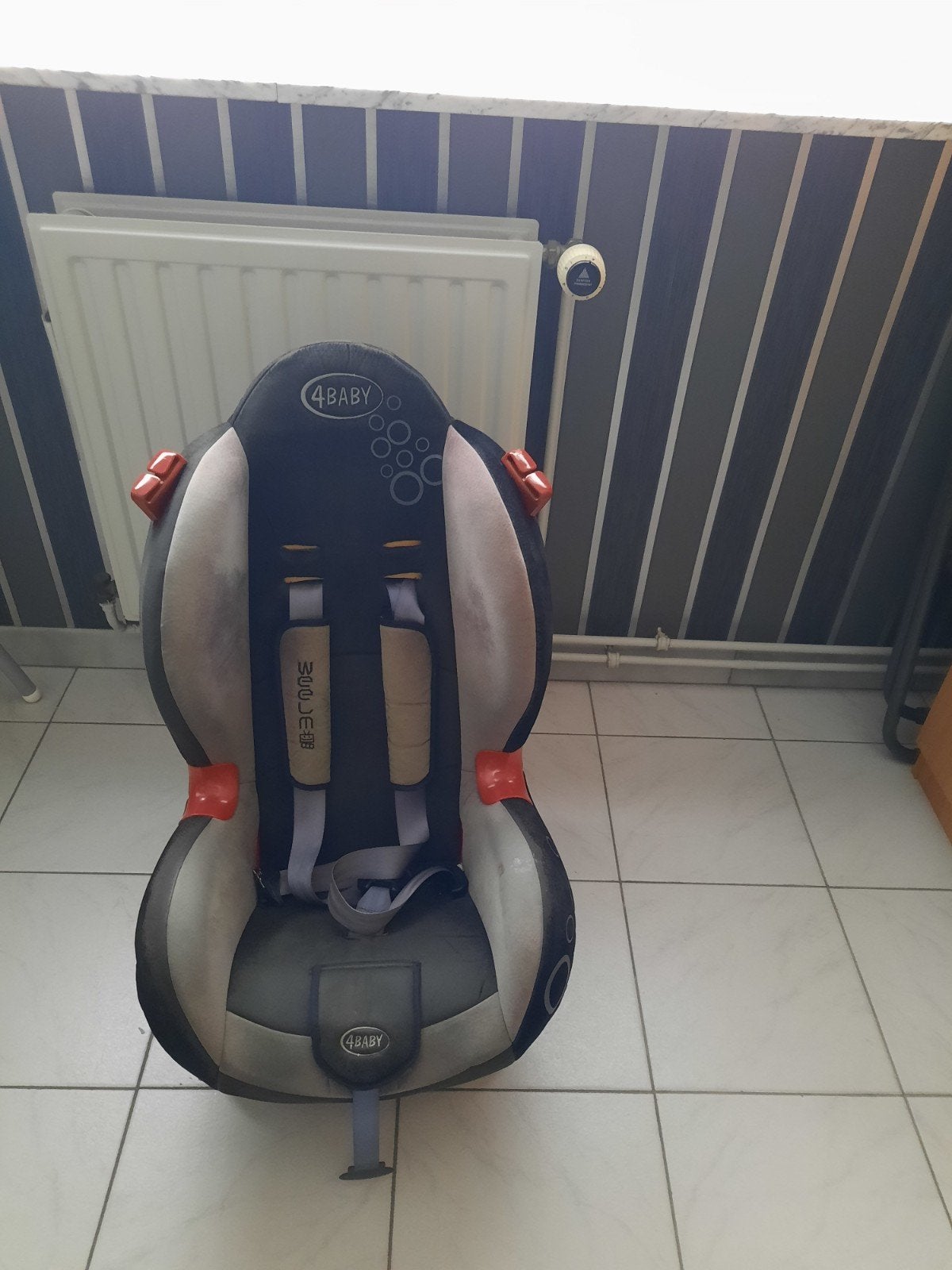 Kinder autostoel, Enlèvement