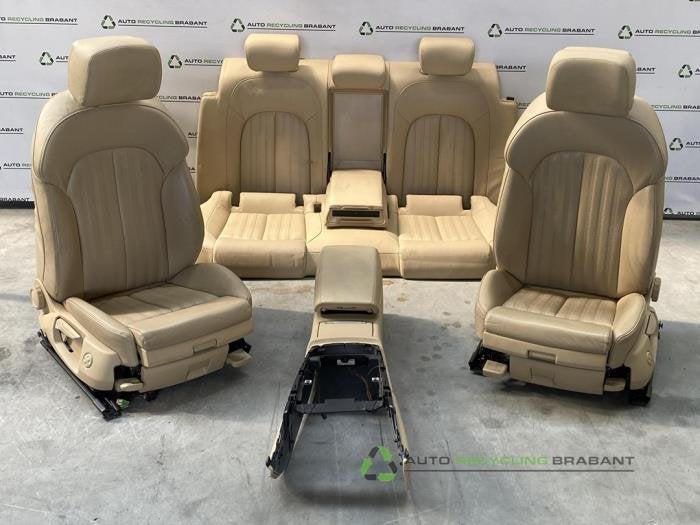 Kit revêtement (complet) d'un Audi A6, -, 3 mois de garantie, Utilisé, -