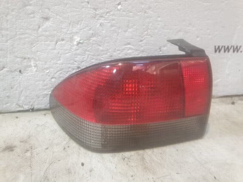 ACHTERLICHT LINKS Saab 900 II (YS3D) (01-1993/02-1998), Saab-de-info@saabgroup.com, Gebruikt, Ophalen of Verzenden, Saab Deutschland GmbH