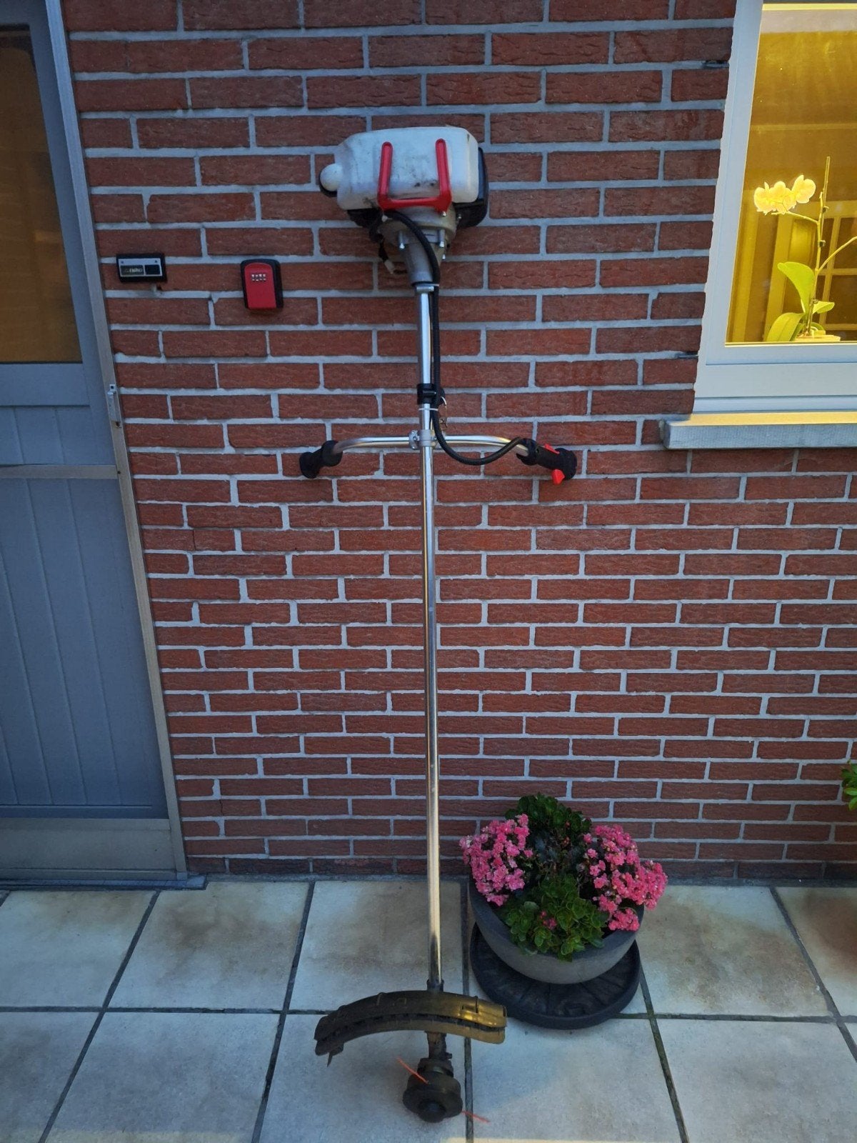 Powerplus benzine bosmaaier 42,7 cc + accessoires, Tuin en Terras, Ophalen, Benzine