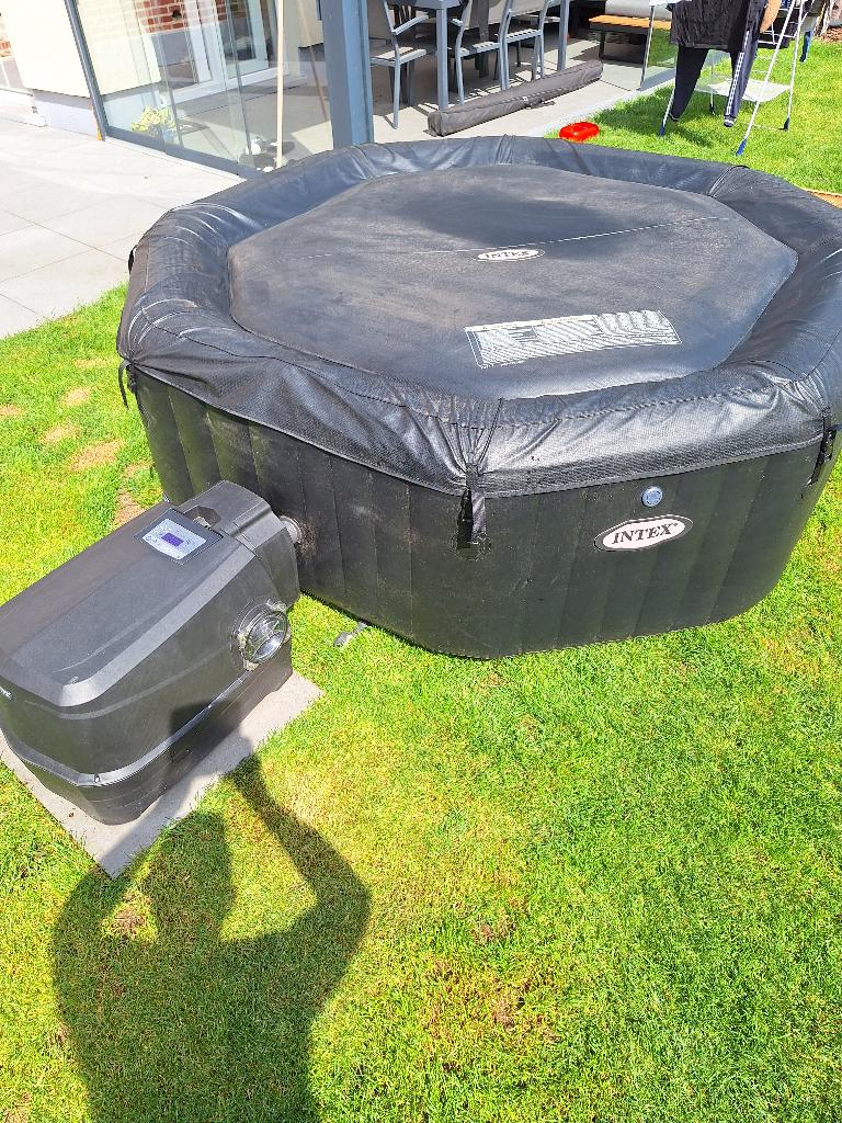 Jaccuzi intex pure spa jet en bubble deluxe  voor 6, Ophalen, Zo goed als nieuw, Filter, Opblaasbaar