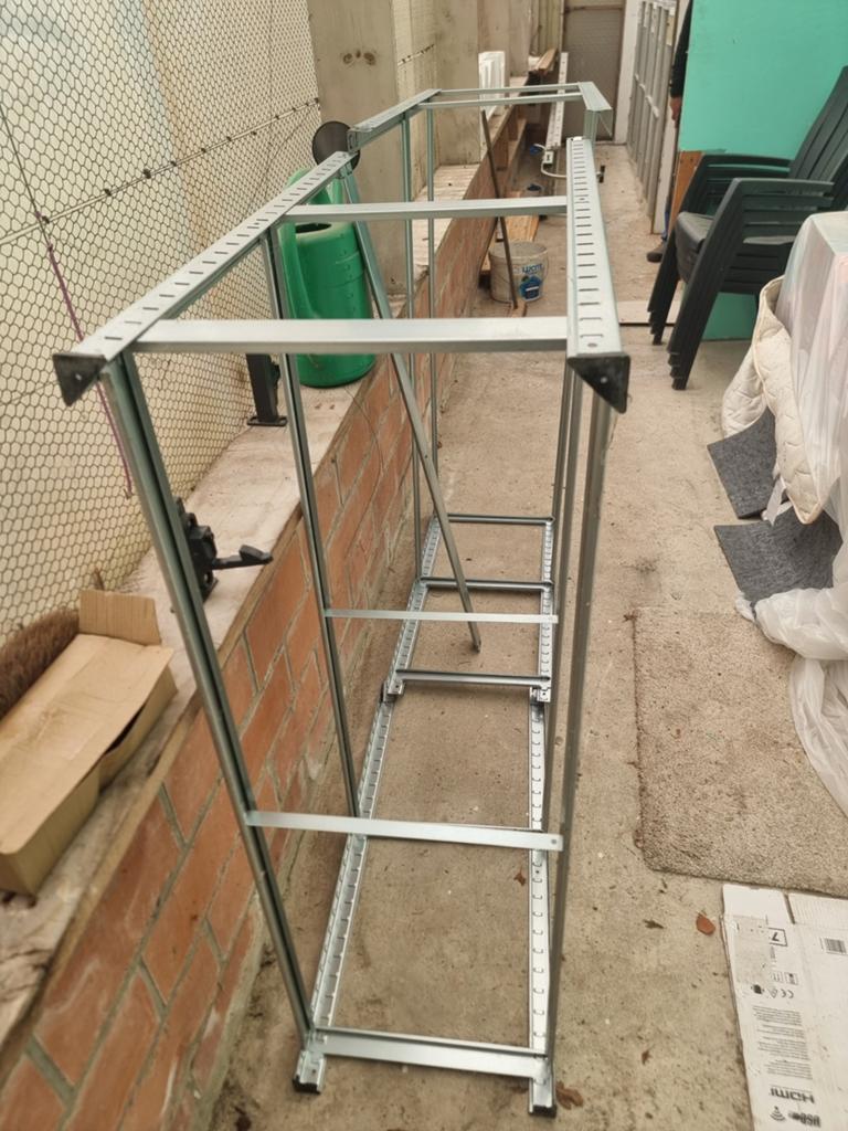 Stapel rek met kliksysteem,  geen schroeven en 5 schappen., Doe-het-zelf en Bouw, Steigers, Ophalen