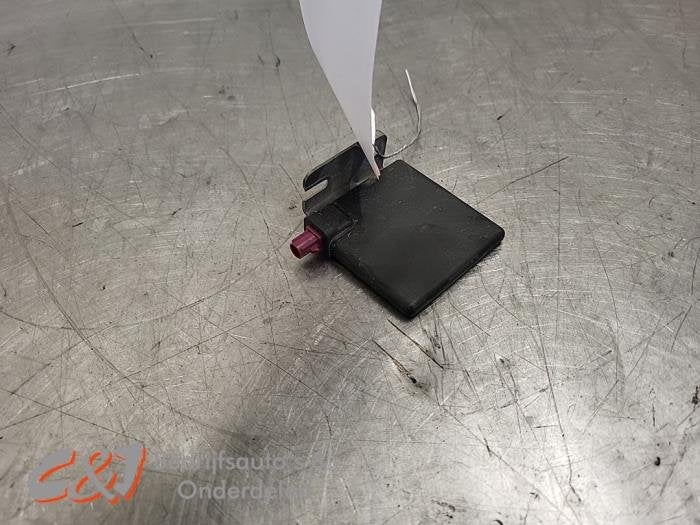 Antenne GPS d'un Volkswagen Caddy, Volkswagen, -, 3 mois de garantie, Utilisé