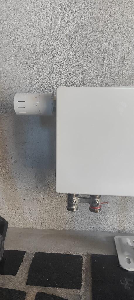 Kleine chauffage - compleet, Doe-het-zelf en Bouw, Verwarming en Radiatoren, Minder dan 30 cm, Zo goed als nieuw, 60 tot 150 cm