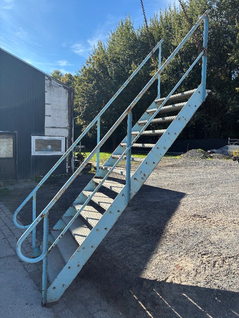 Industriële trap, Ophalen, Gebruikt