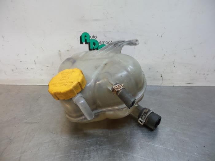 Réservoir d'expansion d'un Opel Corsa (Corsa D 07-), -, Opel, 3 mois de garantie, Utilisé