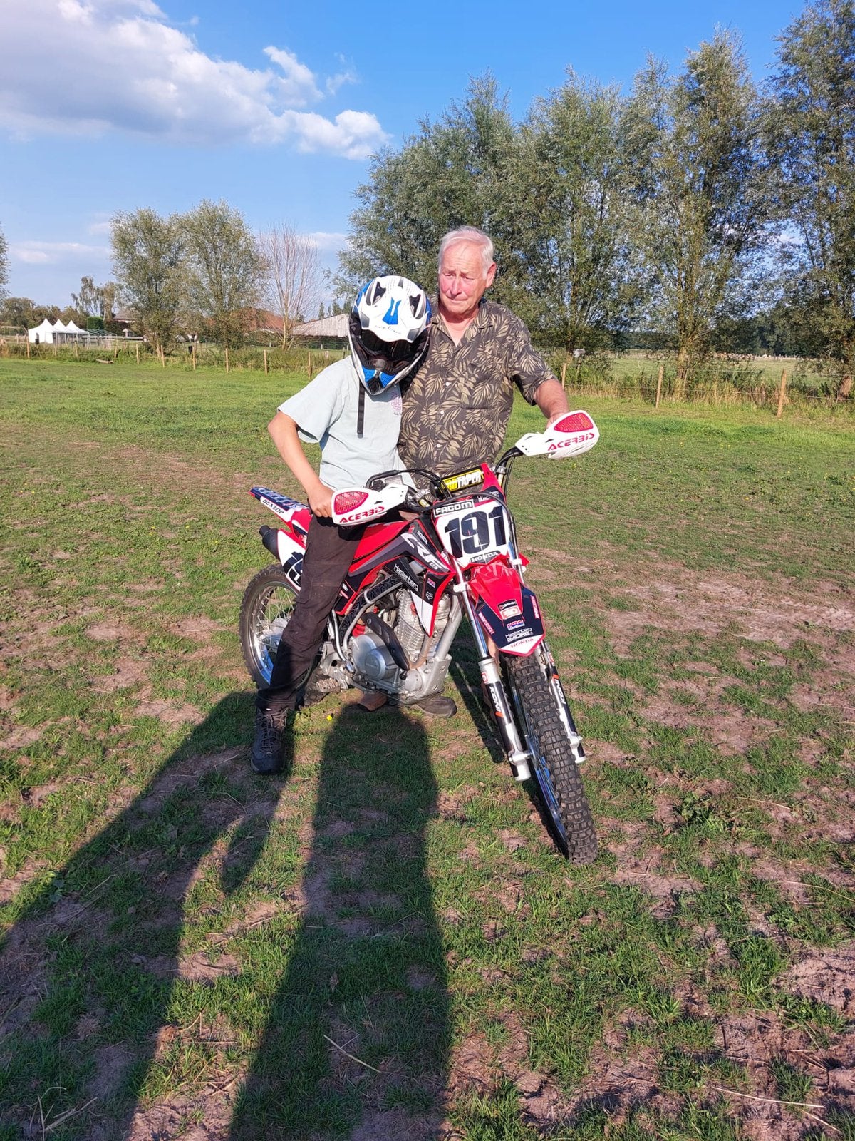 Honda crf 125 uit 2022, Fietsen en Brommers, Ophalen, Zo goed als nieuw, Honda