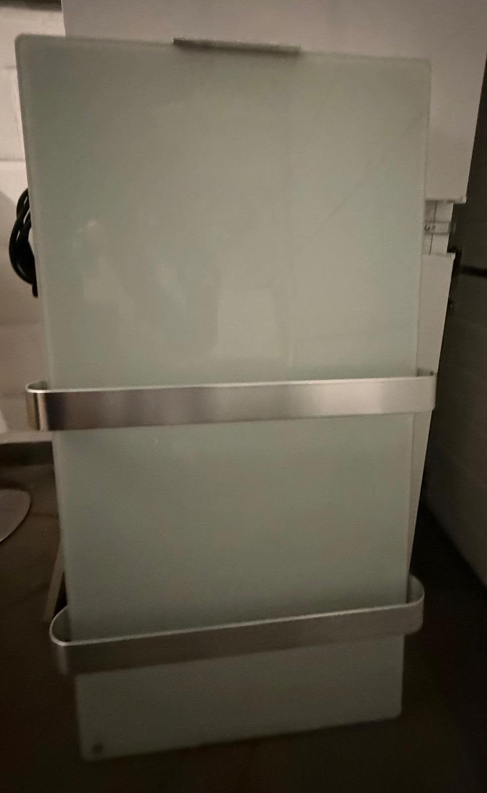 Chauffage sèche serviette électrique, Enlèvement, Comme neuf