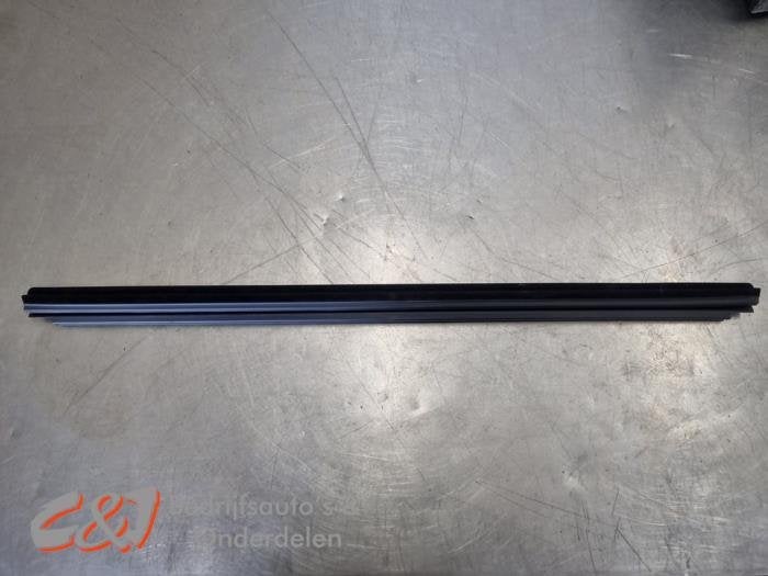 Joint de vitre d'un Dodge RAM, -, 3 mois de garantie, Utilisé, Dodge