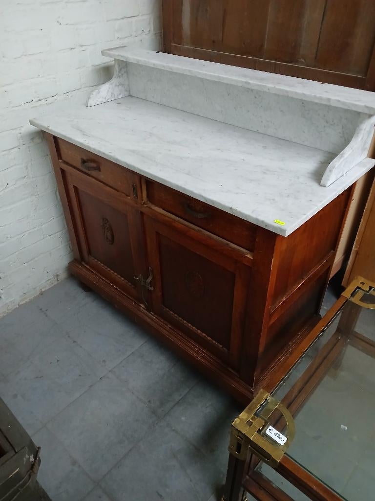 Oude kast, dressoir, Enlèvement, Utilisé
