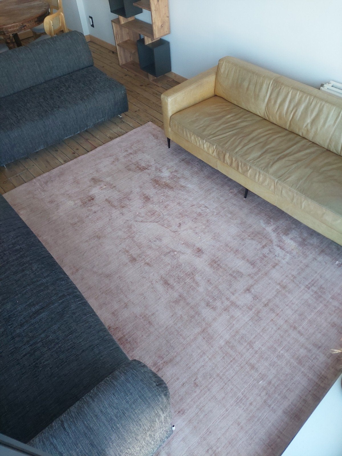 Carpet Sofacompany, Enlèvement