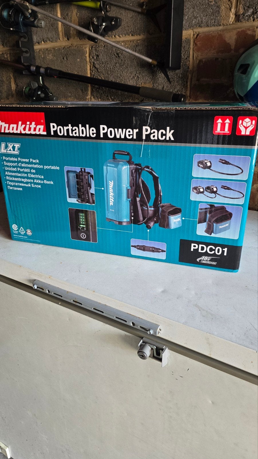 Makita PDC01 Ruggedragen Accustation 18V / 2x18V - NIEUW, Ophalen of Verzenden, Makita